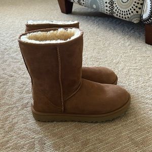 Ugg Classic Short Boot, Chestnut, Size 11
